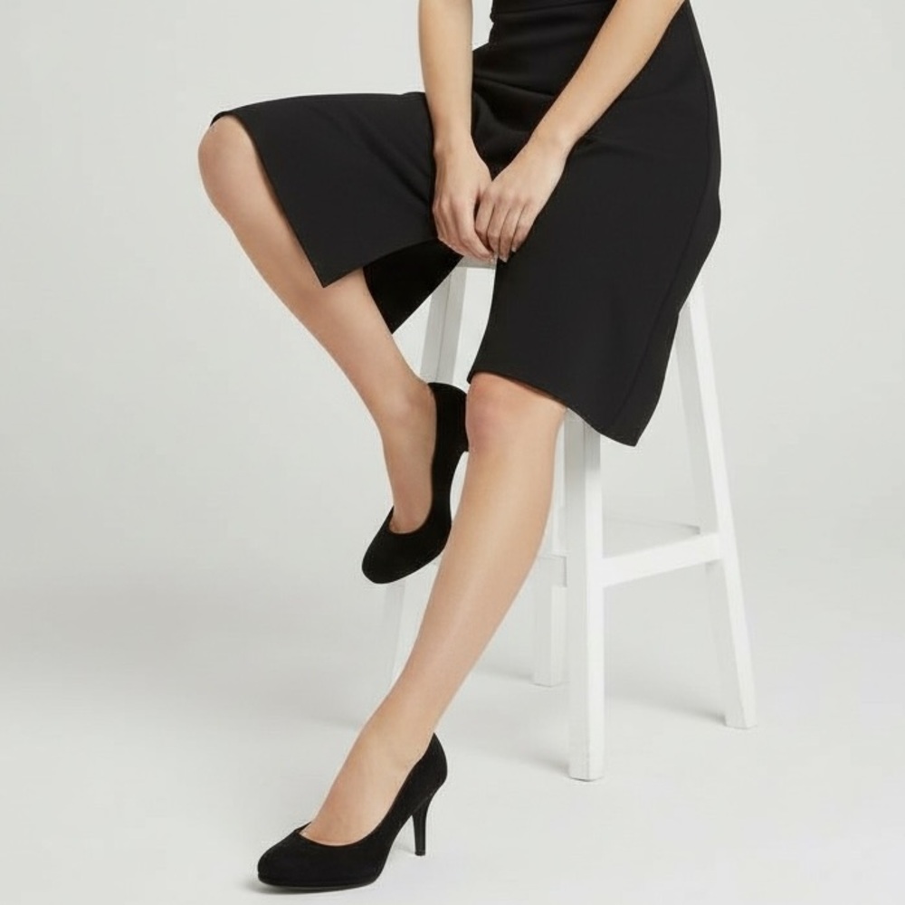 TAHARI | Colette Suede Pump Heels Black